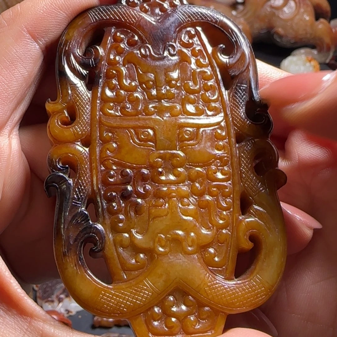 和田玉未镶嵌挂件