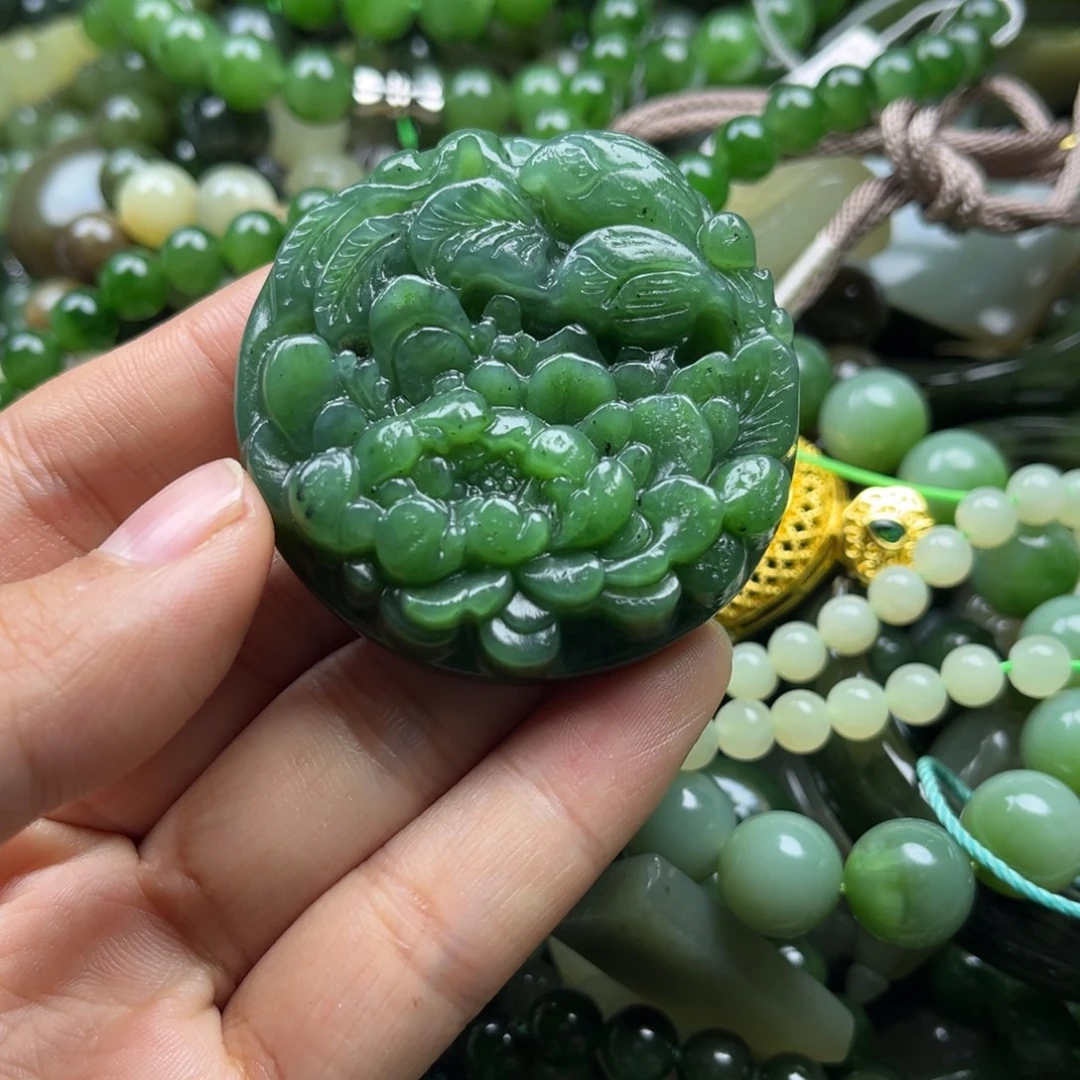 和田玉（碧玉）未镶嵌颈饰
