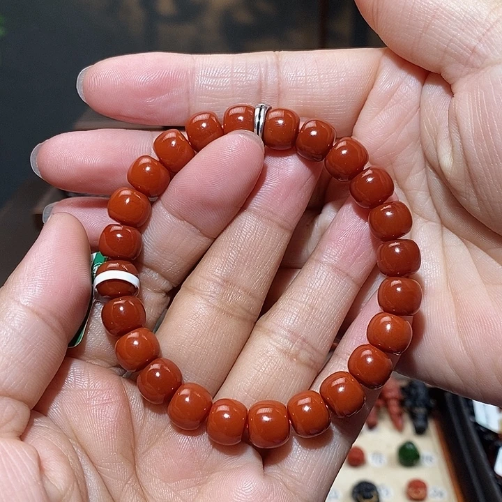未镶嵌卡9.5福利串南红玛瑙