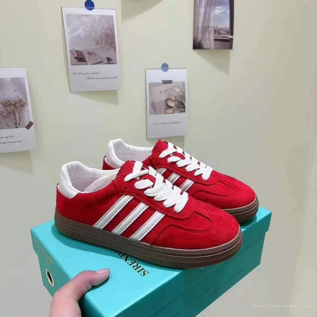 C011 新款春季时尚百搭休闲鞋