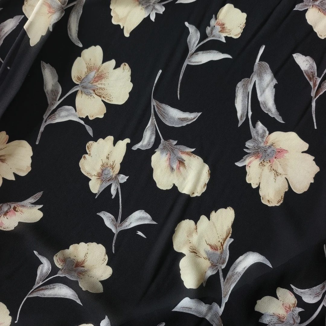 3米价黑底大花珍珠纱雪纺面料（微透）HRJP2025垂感好
