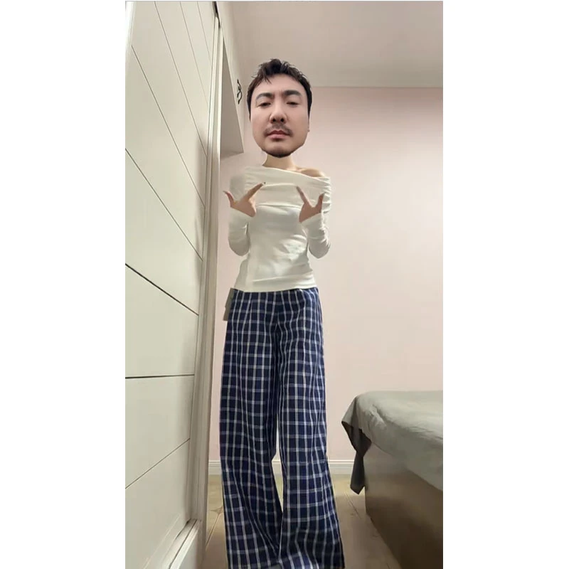 2025春季新款设计感翻领露肩纯欲上衣配美式复古蓝色格纹休闲裤女