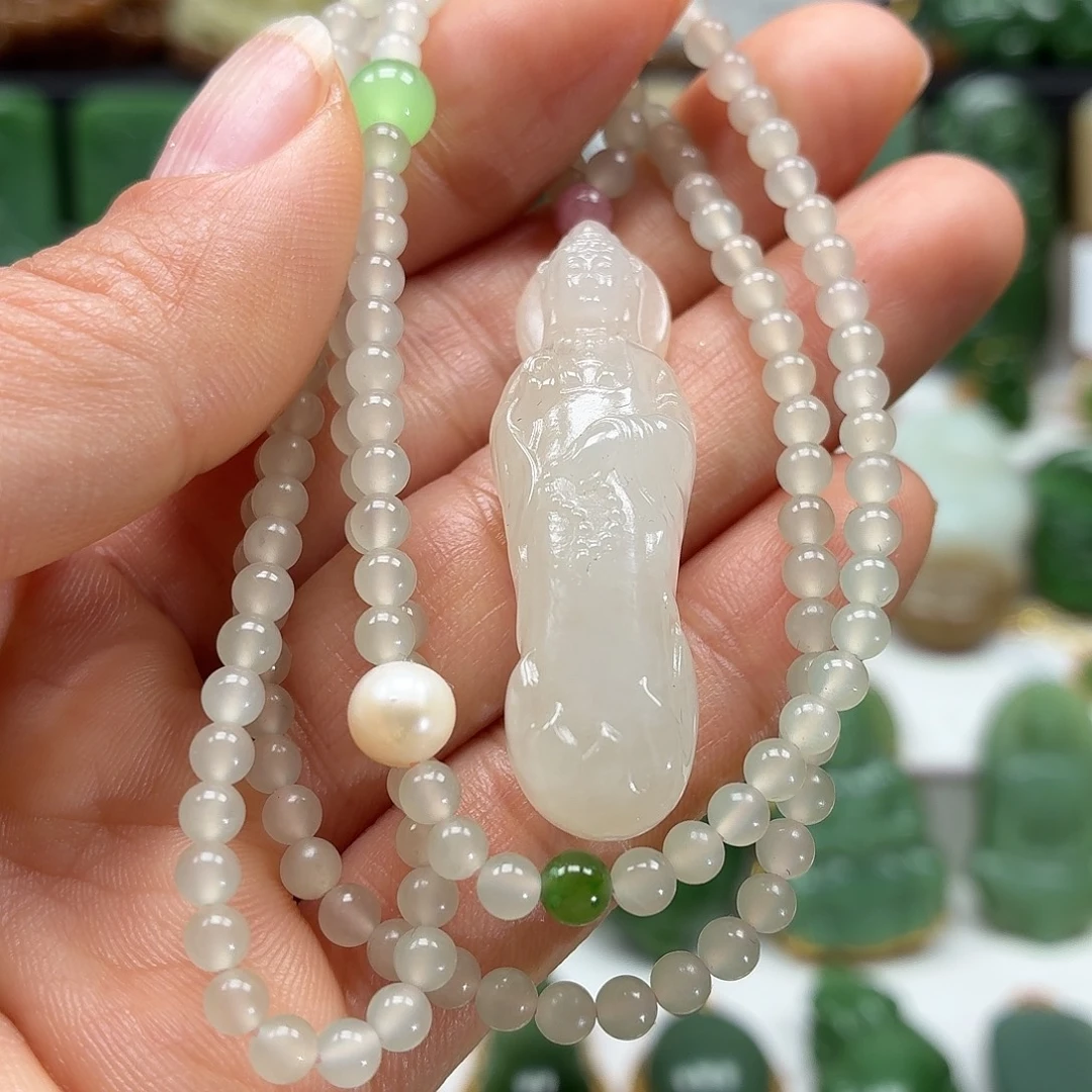 和田玉未镶嵌颈饰