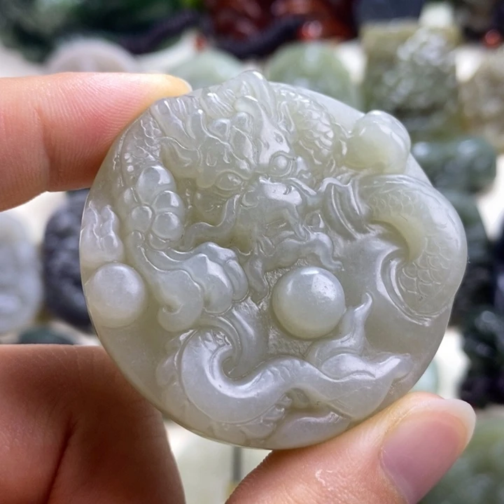 颈饰未镶嵌和田玉