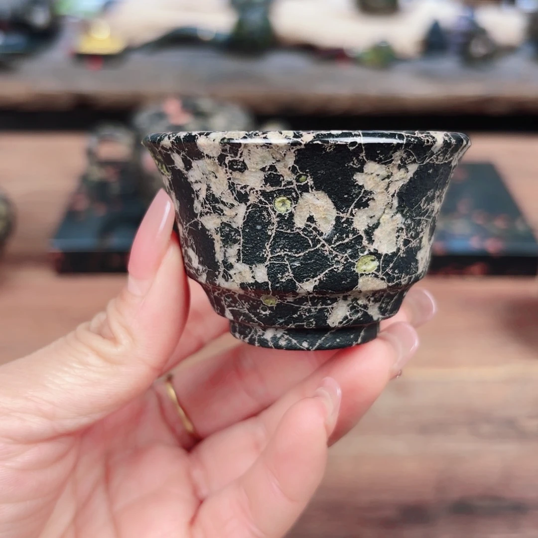 觉*康能美玉瓷安山玉