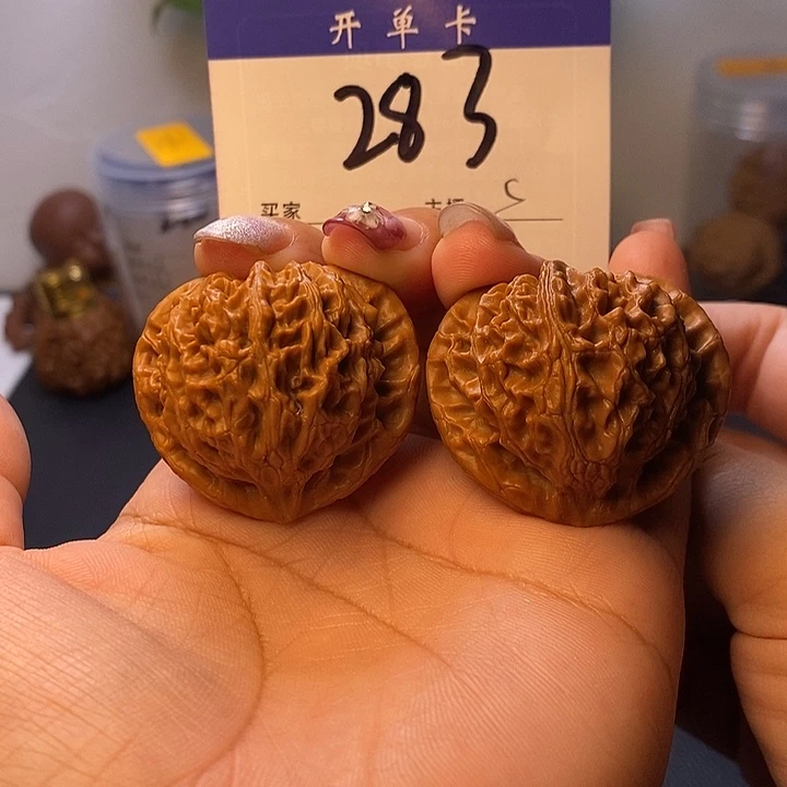 吊坠桃核宫灯40无刀痕s