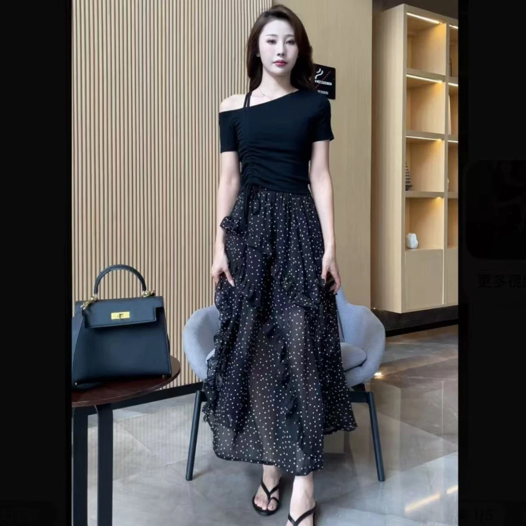 夏季黑色显瘦T恤碎花港风气质女装百搭高腰长裙时尚夏日套装
