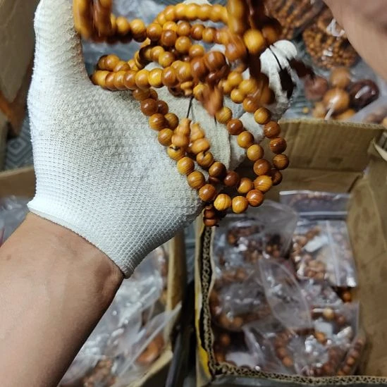 1.0手持一个，黄泥膏太行崖柏