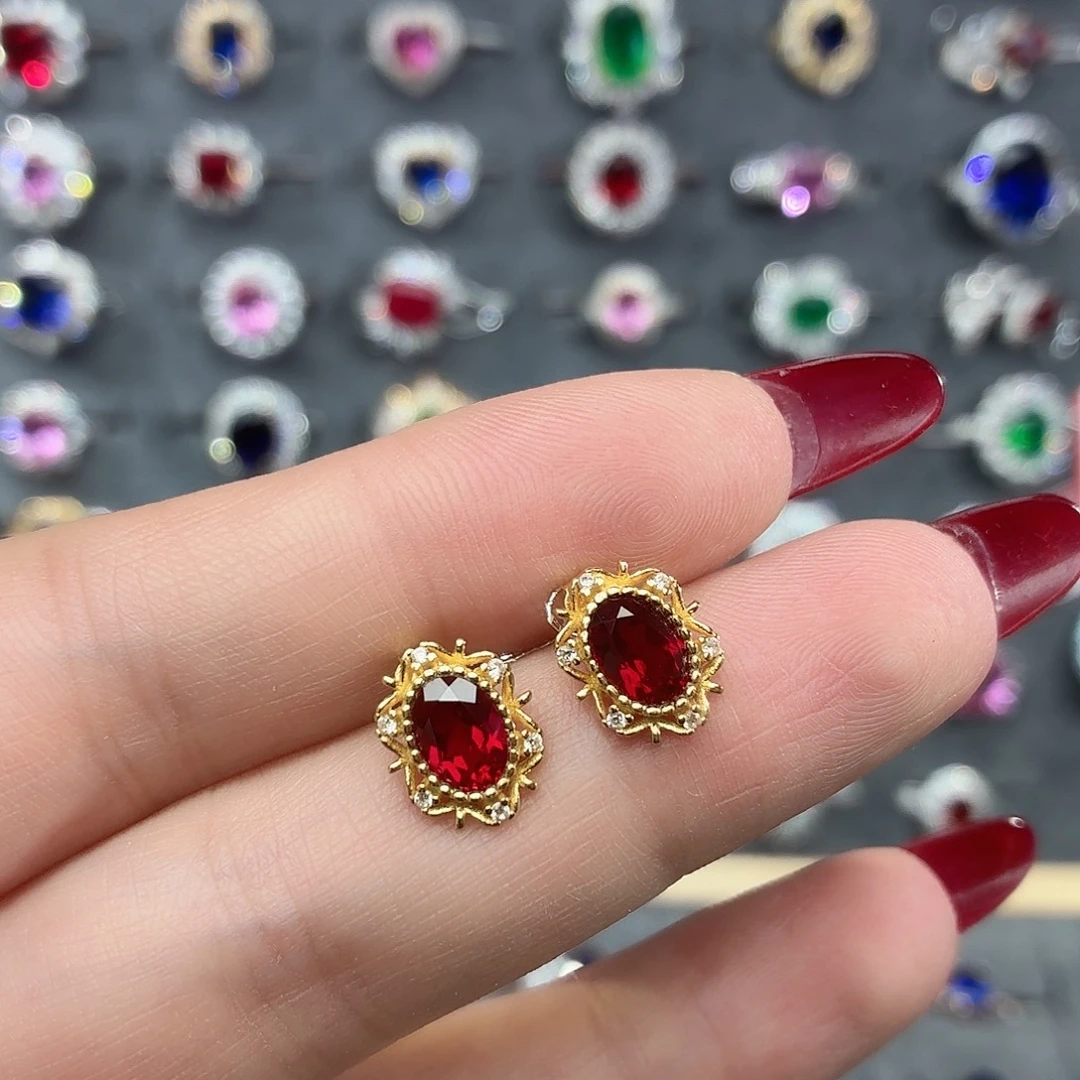 925银培育鸽血红色宝石