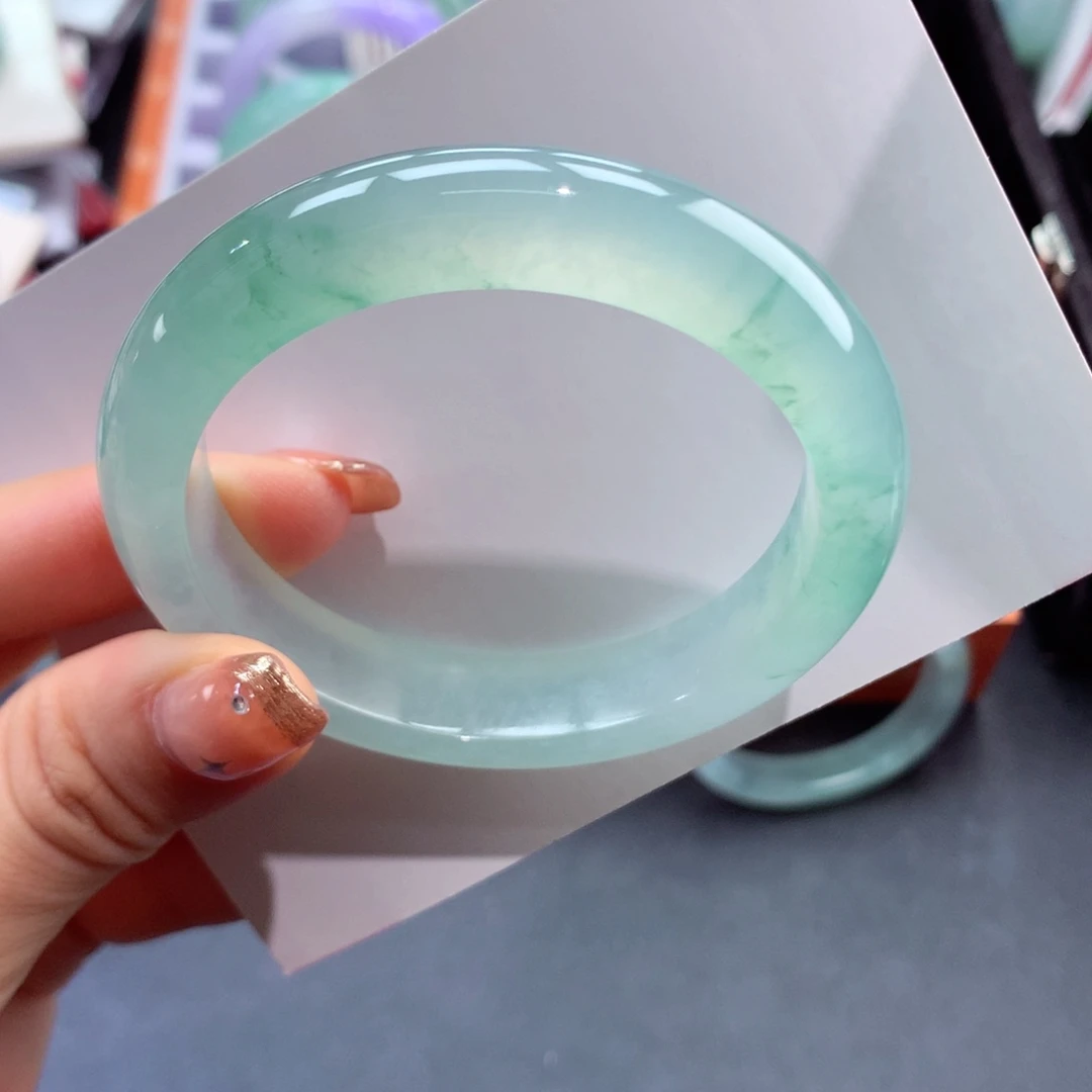 翡翠手镯未镶嵌5号