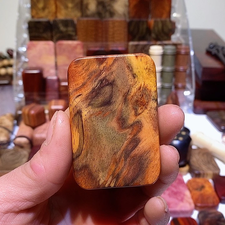 木柠*?木质把玩件674444个