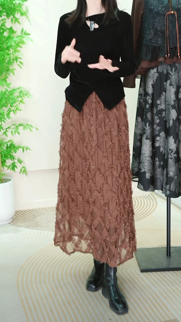 半身裙女款蕾丝新春新款网纱双层重工百搭蛋糕裙