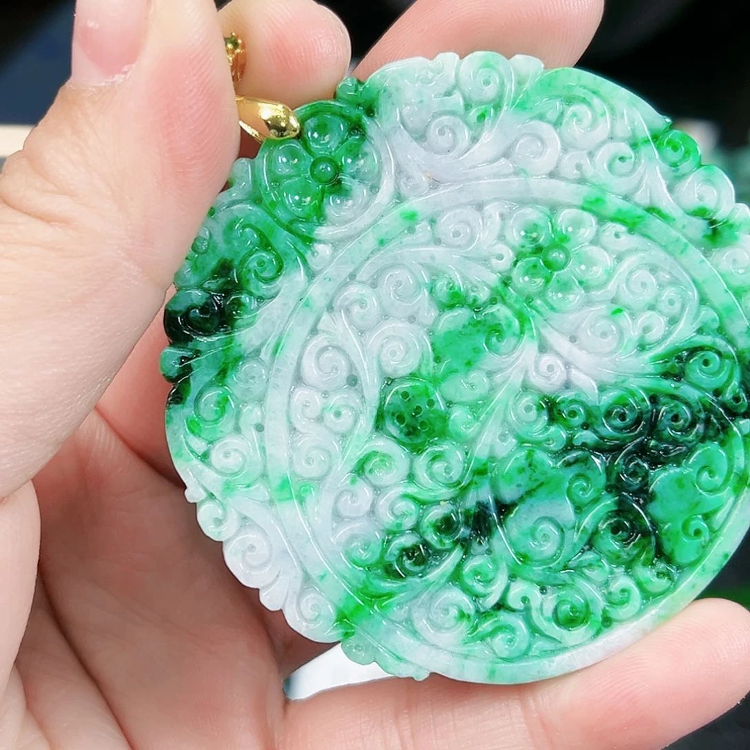 翡翠颈饰未镶嵌吊坠
