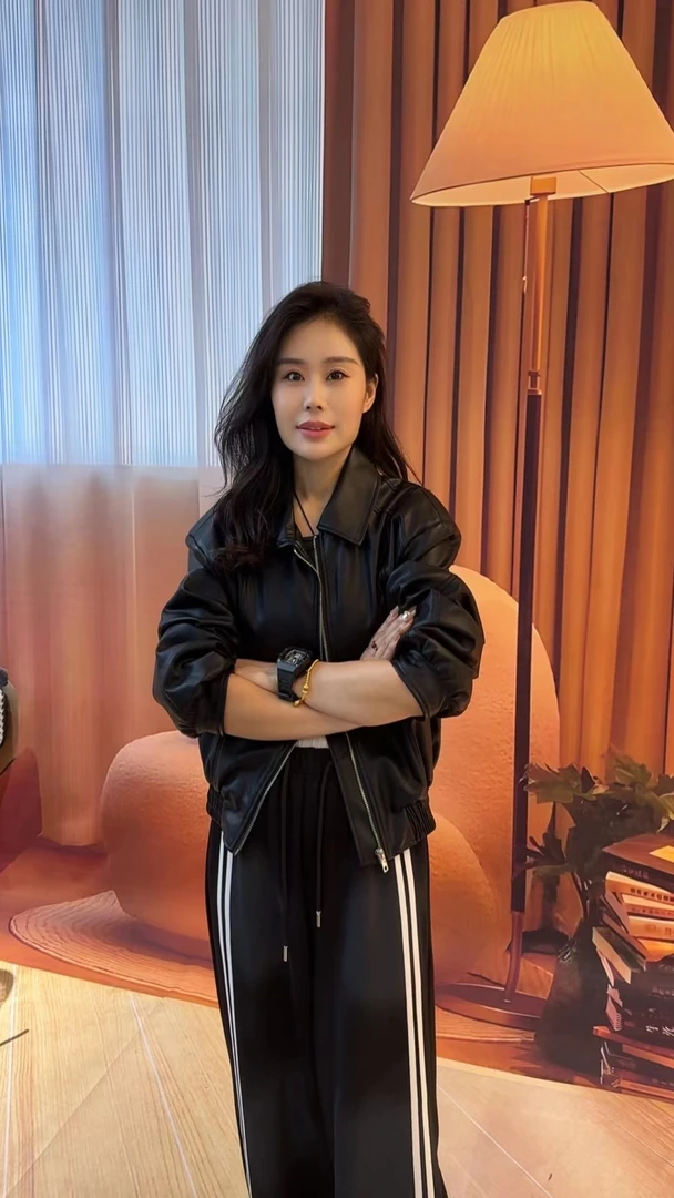 Miss Huo 皮衣外套 黑色A 8080