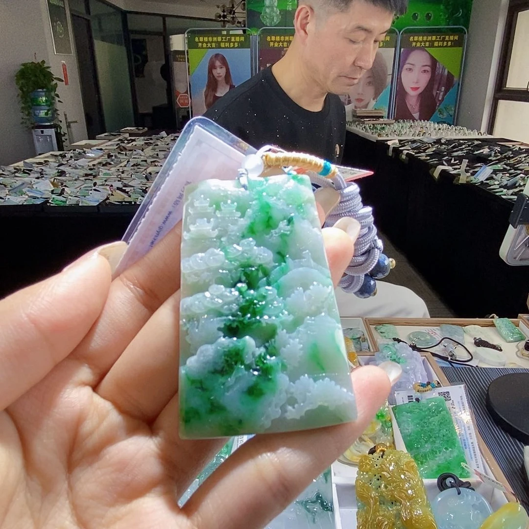 颈饰未镶嵌翡翠翡翠