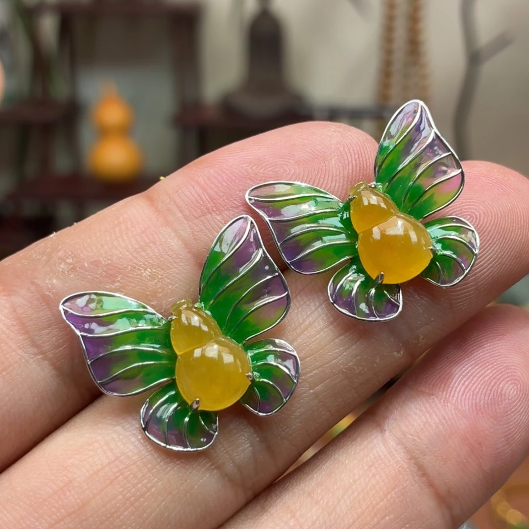 翡翠18K金镶嵌耳饰