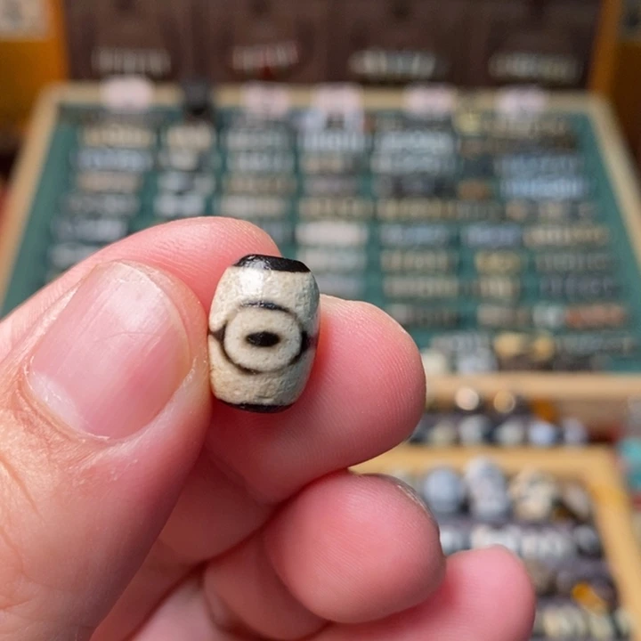 未镶嵌玛瑙/玉髓珠宝半成品