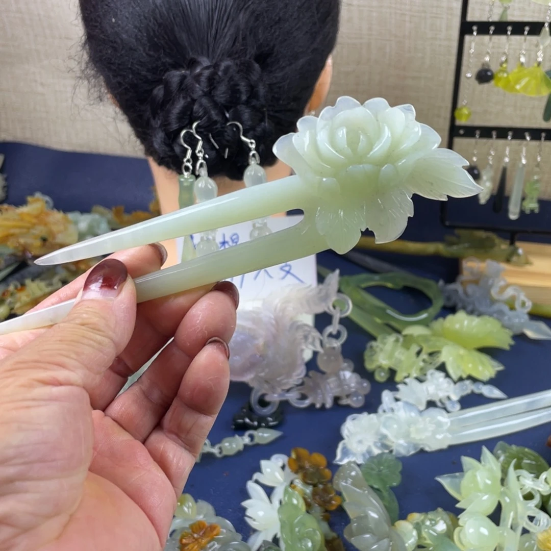 蛇纹石玉未镶嵌发饰