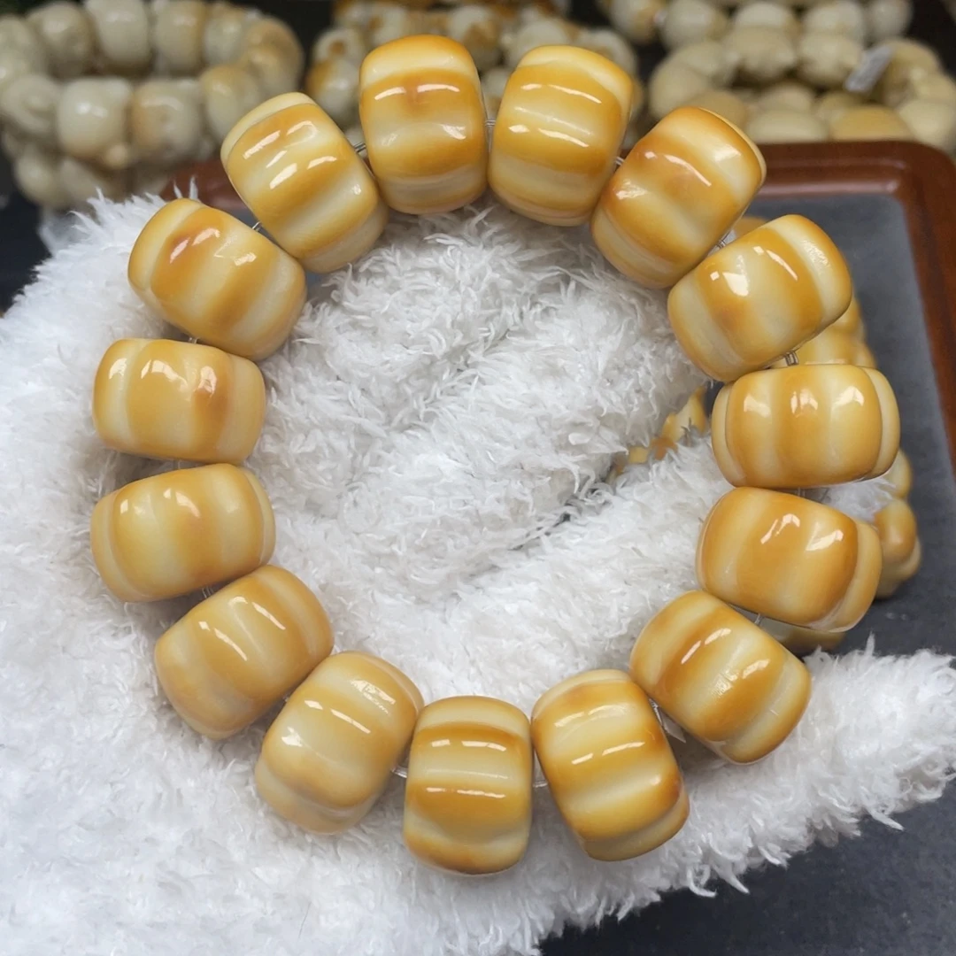 手串菩提根/象牙果12.3.39微瑕南瓜
