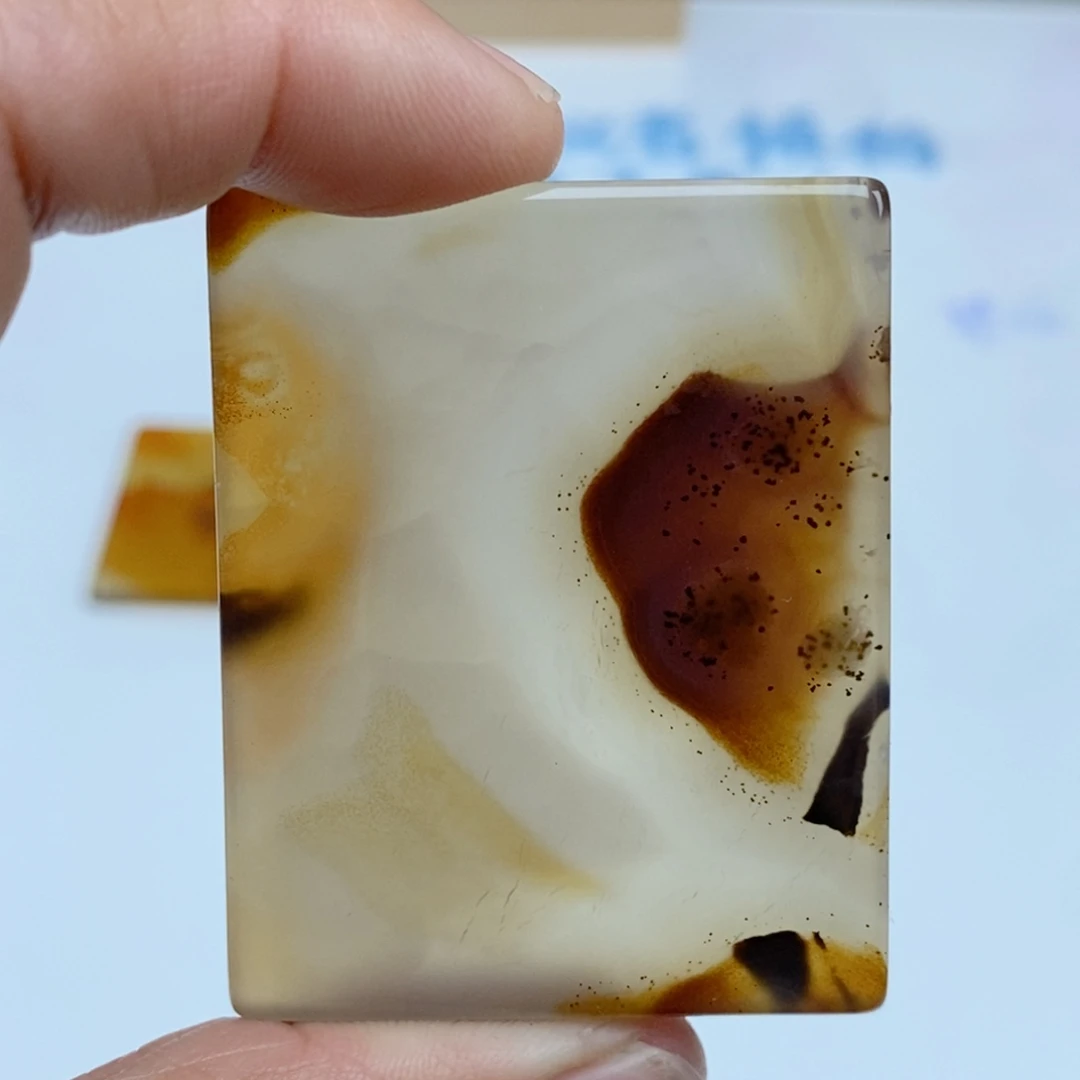 玛瑙/玉髓未镶嵌珠宝半成品