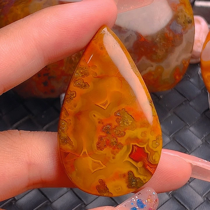 玛瑙/玉髓颈饰足银镀金镶嵌✨****?