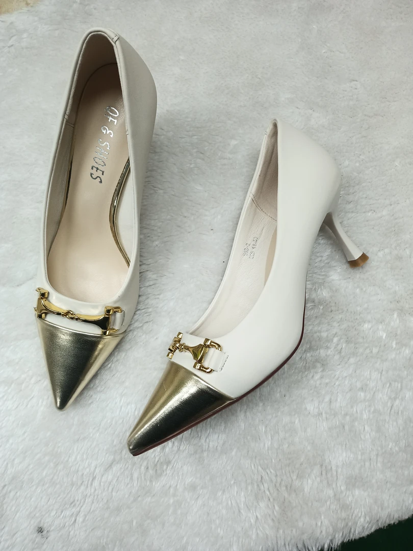 时尚高端百搭女鞋高跟单鞋818-2