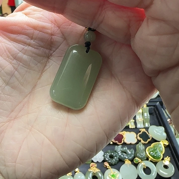吊坠(不含链)未镶嵌和田玉