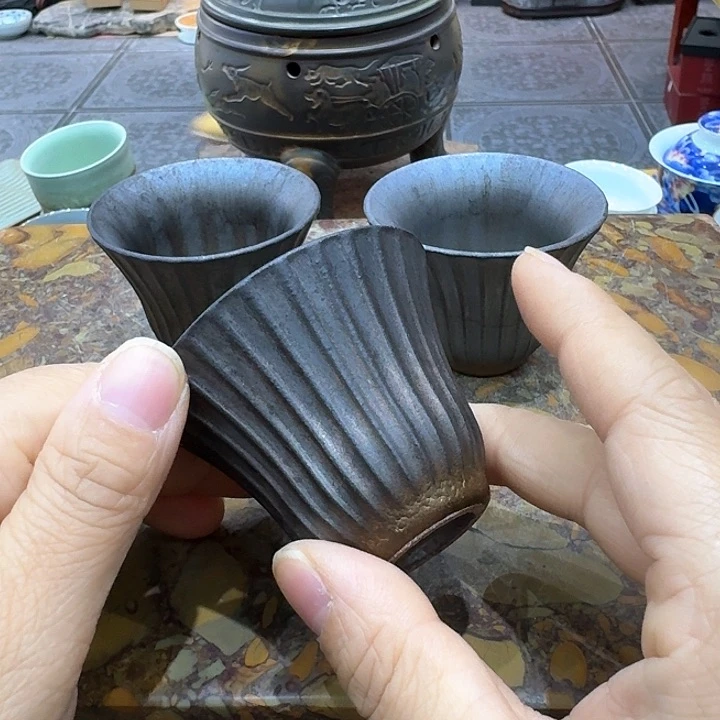 古铜釉杯三个一组。。。