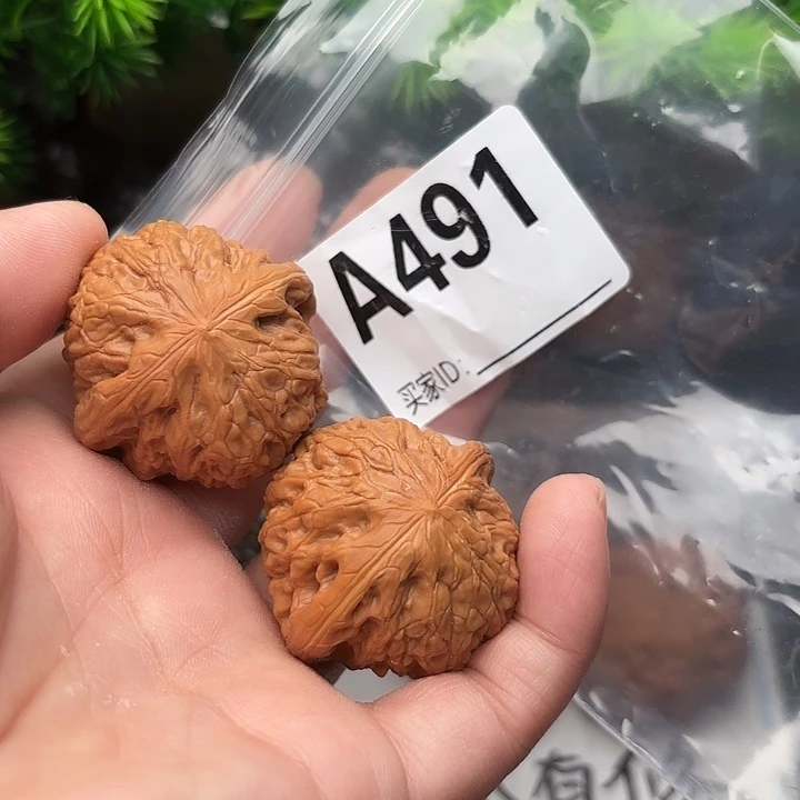 桃核把件核桃铁锤36