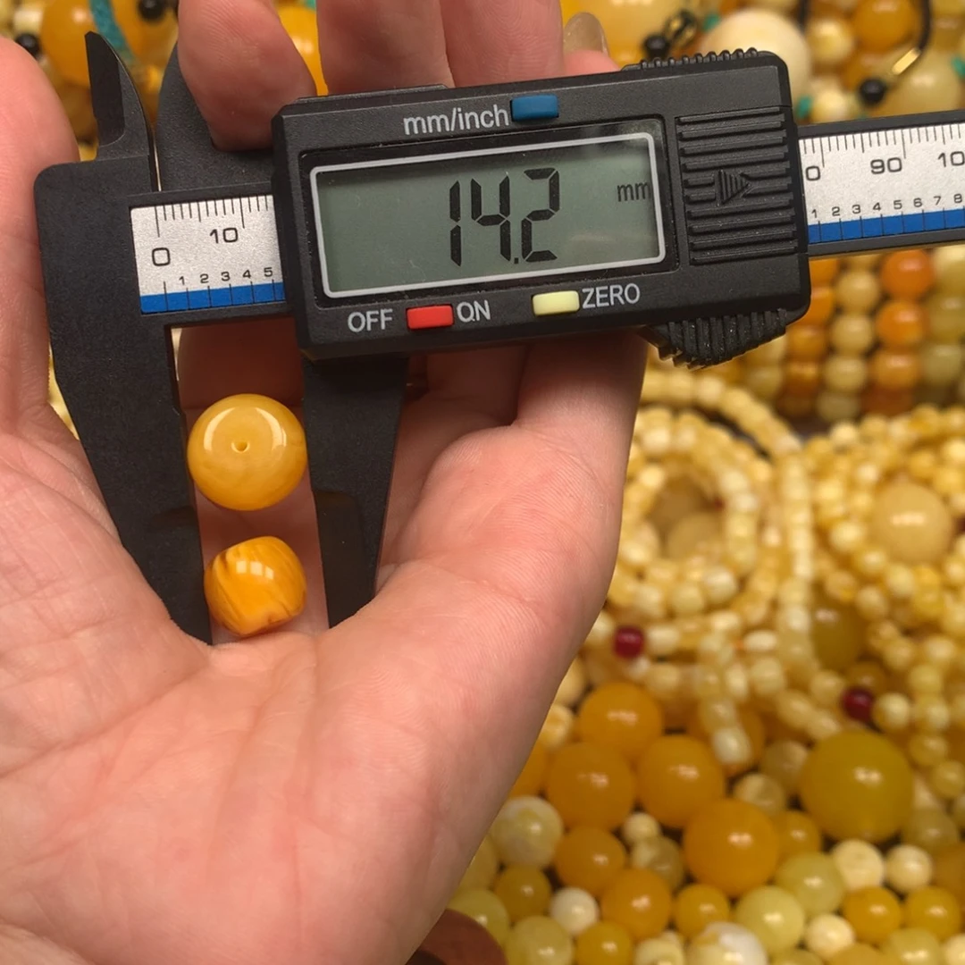 无非金属仿琥珀6734