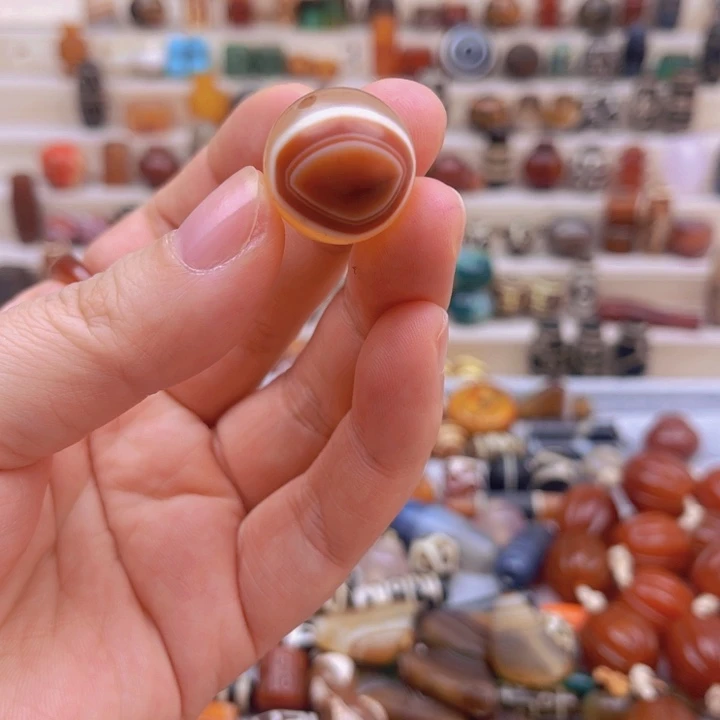 合金颈饰玛瑙/玉髓