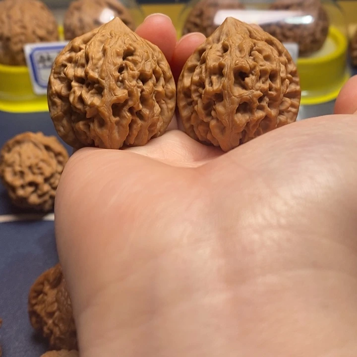 把件文玩核桃太行龙纹