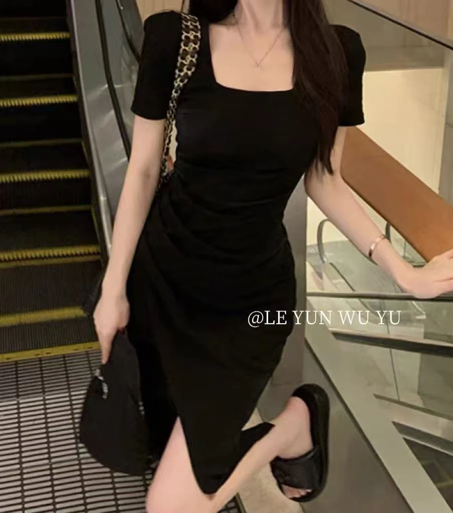 meiky饼 法式百搭 高级感褶皱收腰显瘦方领短袖连衣裙