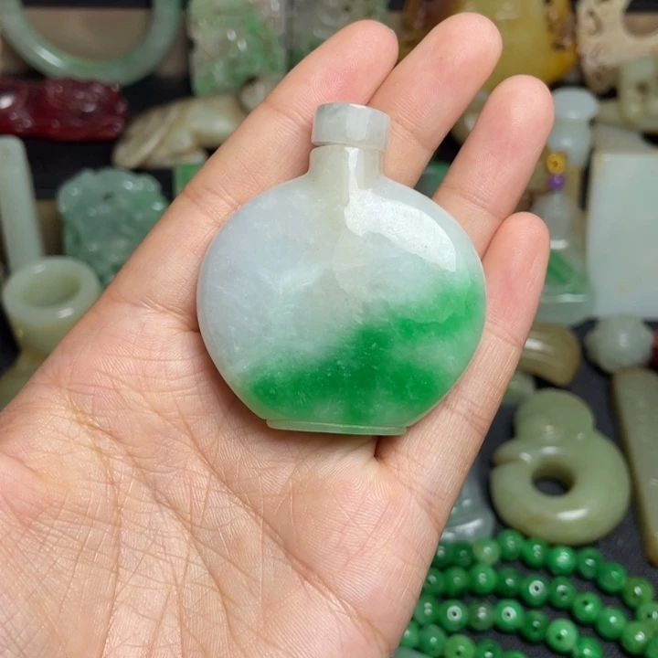 吊坠滴血莲花菩提