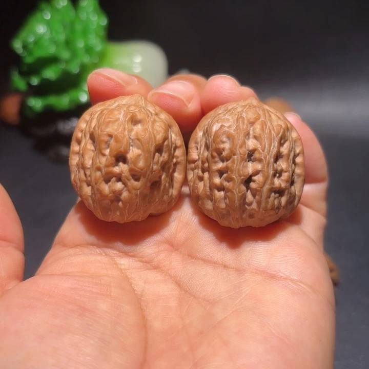 文玩核桃吊坠文玩核桃吊坠野生核桃32