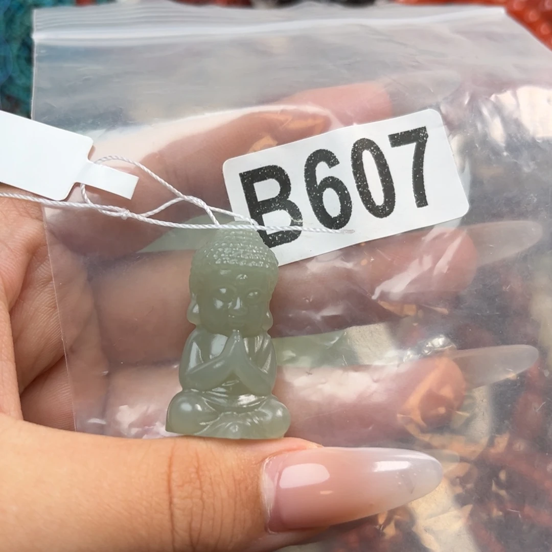 雨***凉和田玉未镶嵌珠宝奇石