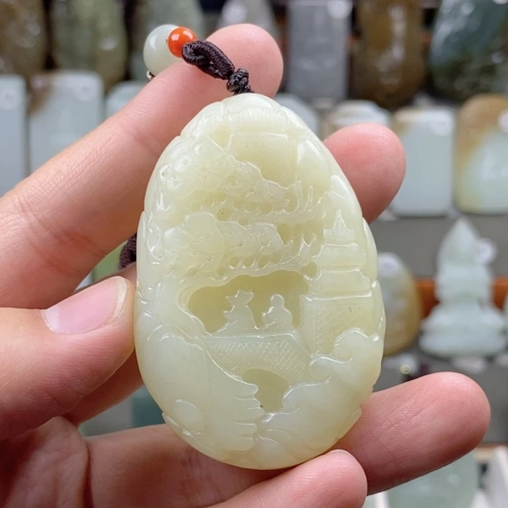 和田玉（糖玉）未镶嵌颈饰