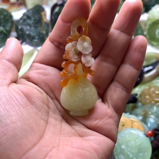 蛇纹石玉岫玉挂件未镶嵌