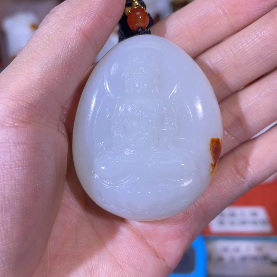 浩***。和田玉未镶嵌挂件