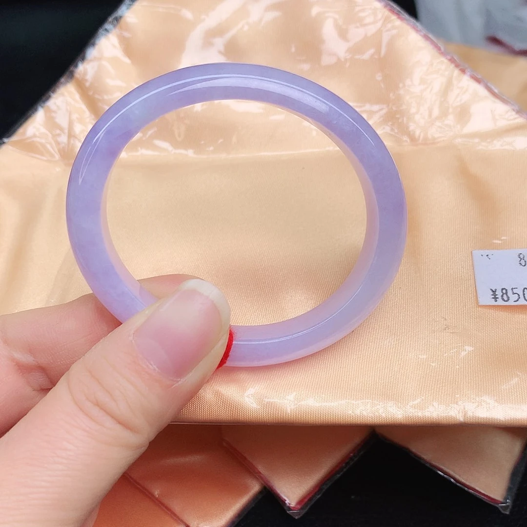 翡翠手镯未镶嵌8301ccvbbn