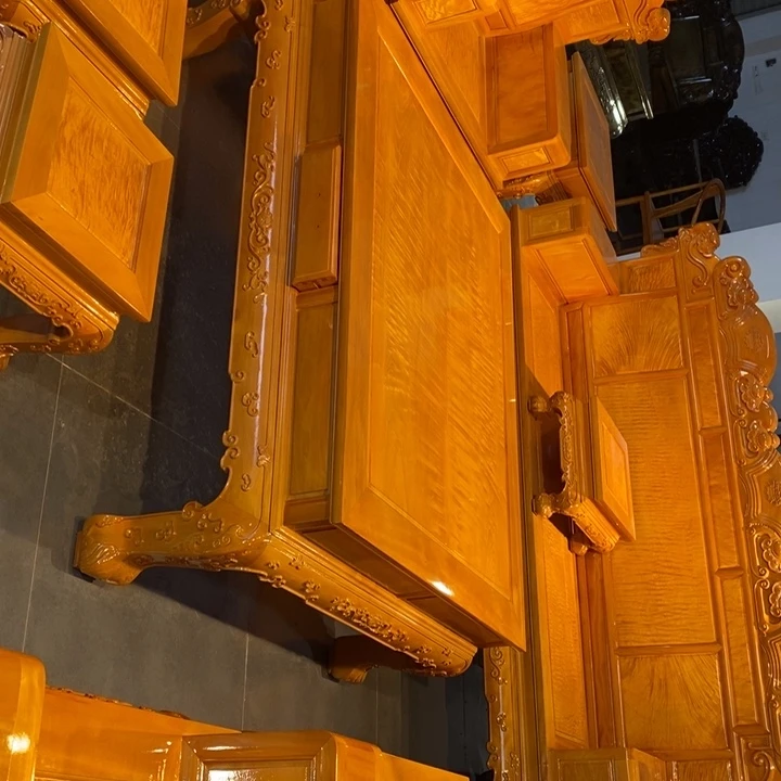 鄂***司楠木沙发十三件套