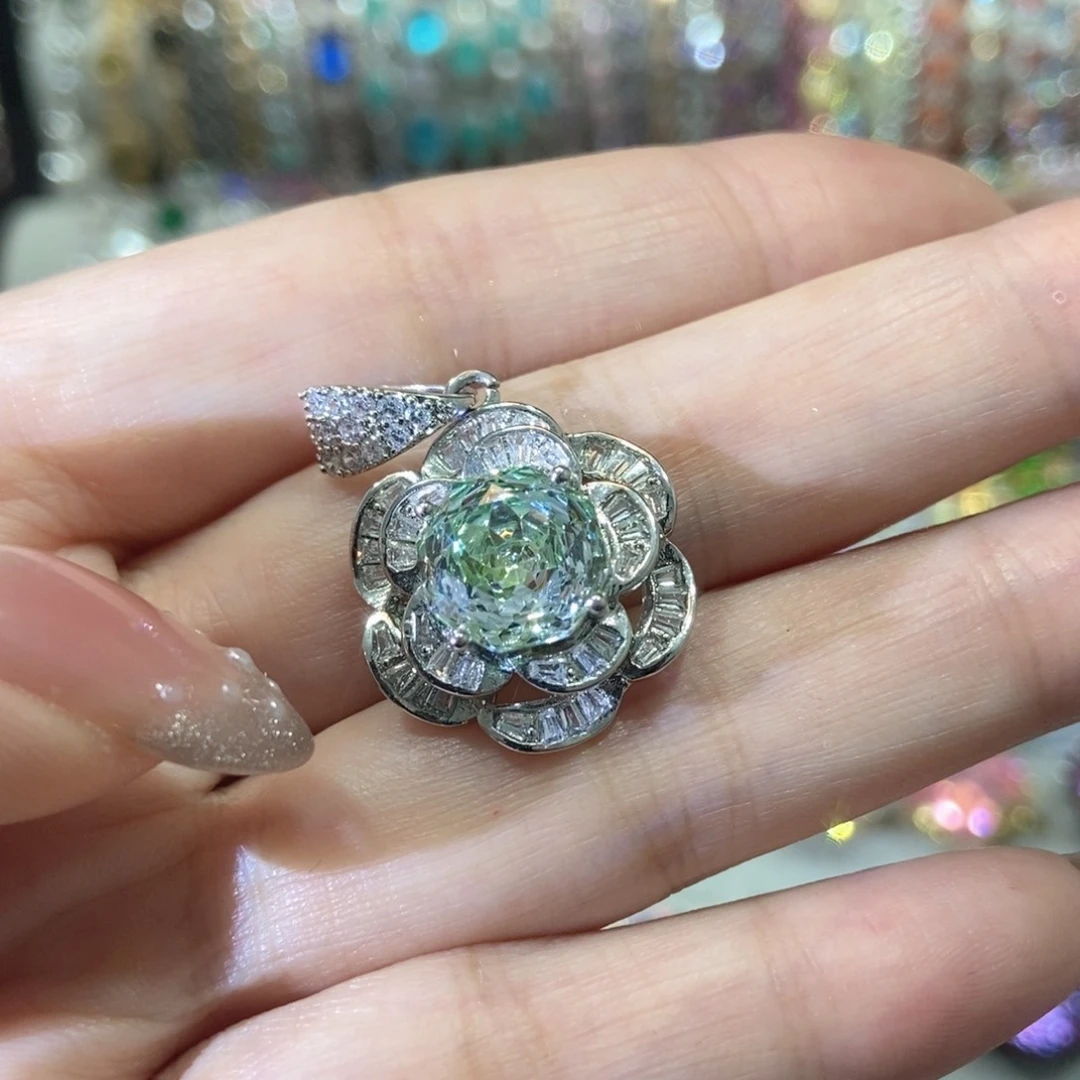 3锆石（处理）烟花切紫色吊坠