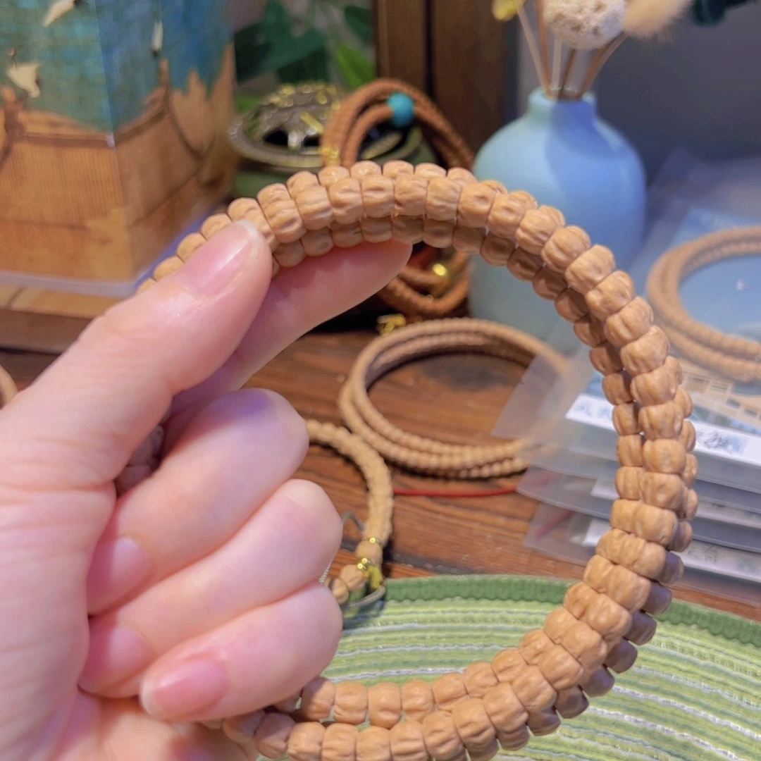 柏香籽/百香籽吊坠耿***?