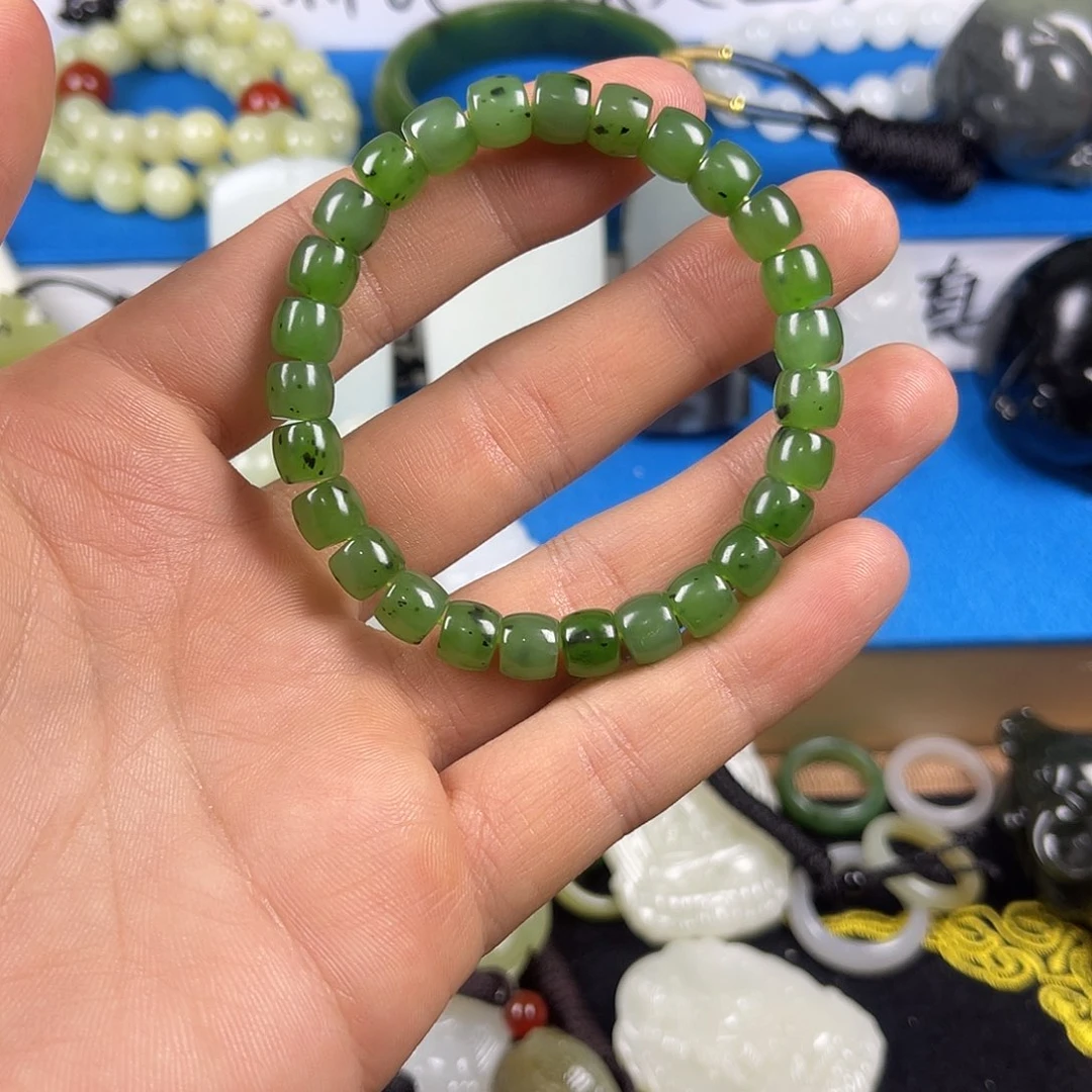 和田玉未镶嵌颈饰8毫米左右碧玉直切