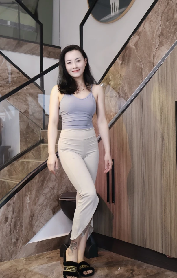 珊珊老师同款泡菜国瑜伽背心极简风（带胸垫）