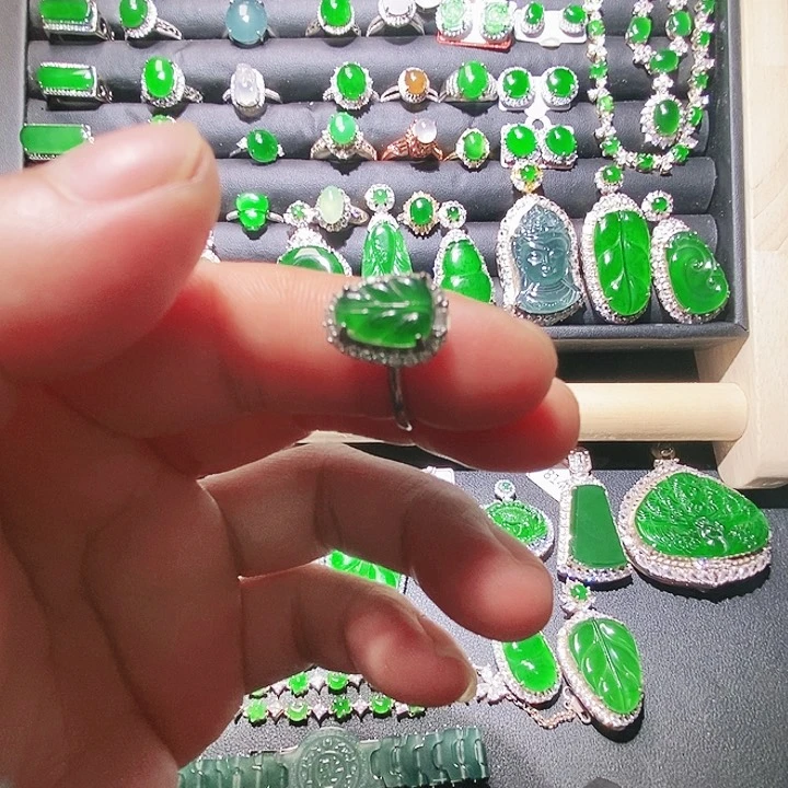 未镶嵌戒指翡翠3
