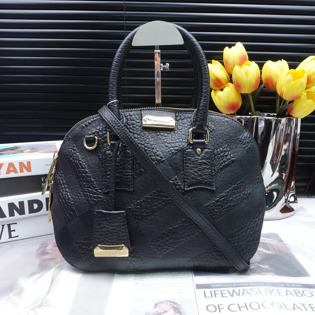 95新 BURBERRY/博柏利 单肩包/T10278809