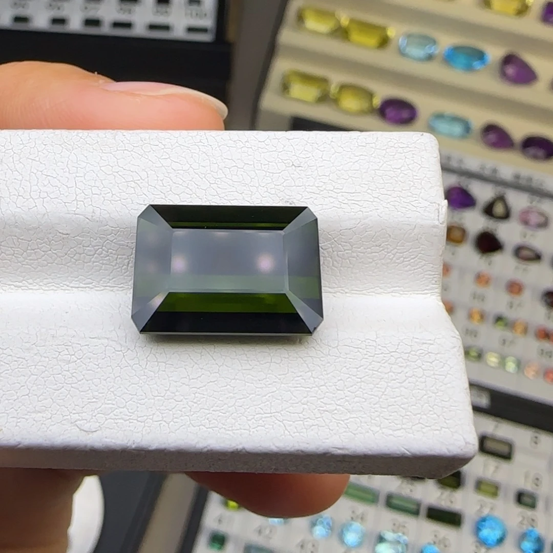 未镶嵌珠宝半成品碧玺天然11.22克拉