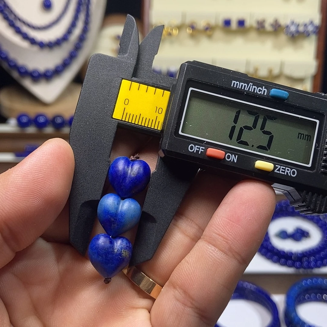 未镶嵌青金石玉化料 哑光 屁桃爱心12.4