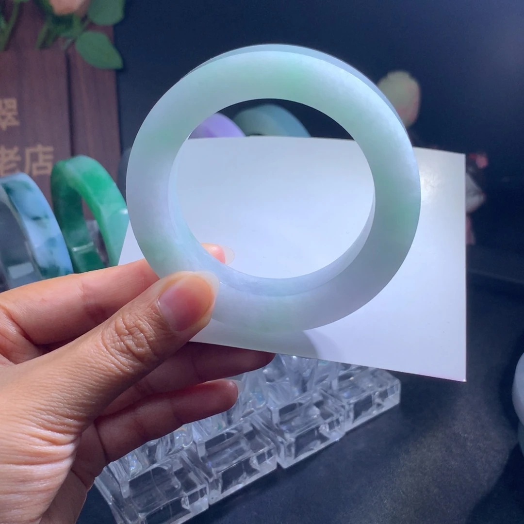 定制翡翠手镯未镶嵌